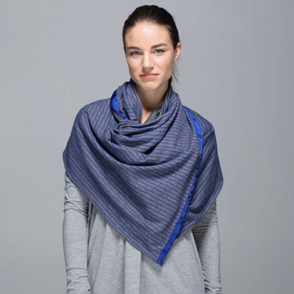Lululemon Vinyasa Scarf - Picture 2 of 4